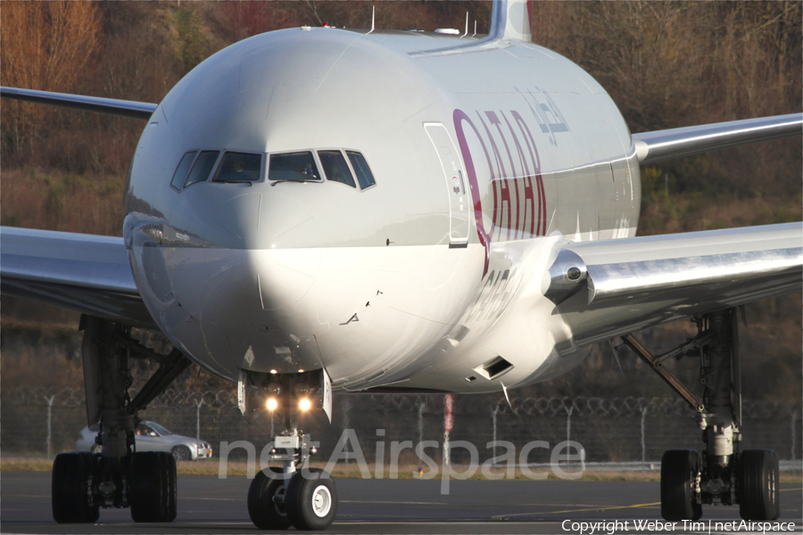 Qatar Airways Cargo Boeing 777-F (A7-BFX) | Photo 431815