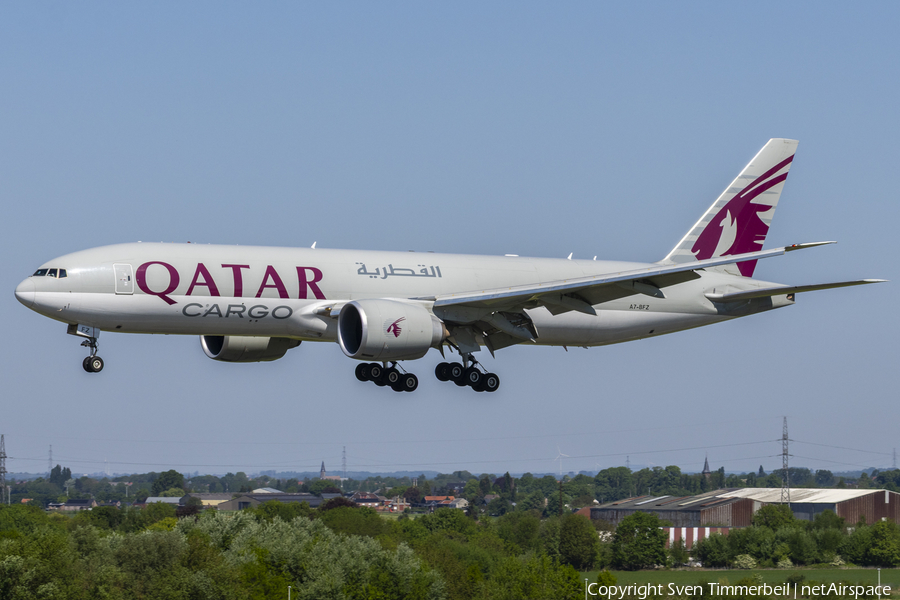 Qatar Airways Cargo Boeing 777-FDZ (A7-BFZ) | Photo 679457