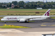Qatar Airways Boeing 787-9 Dreamliner (A7-BHE) at  Dusseldorf - International, Germany