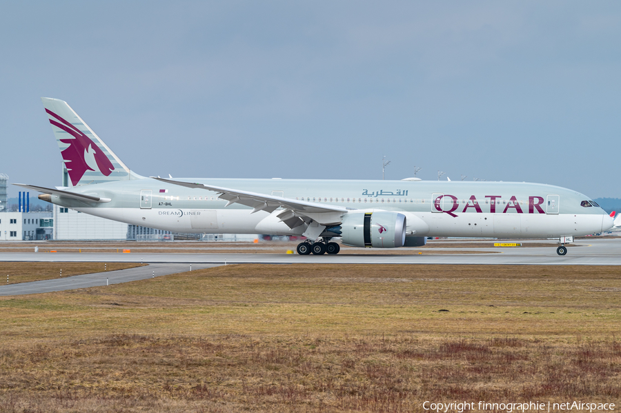Qatar Airways Boeing 787-9 Dreamliner (A7-BHL) | Photo 681227