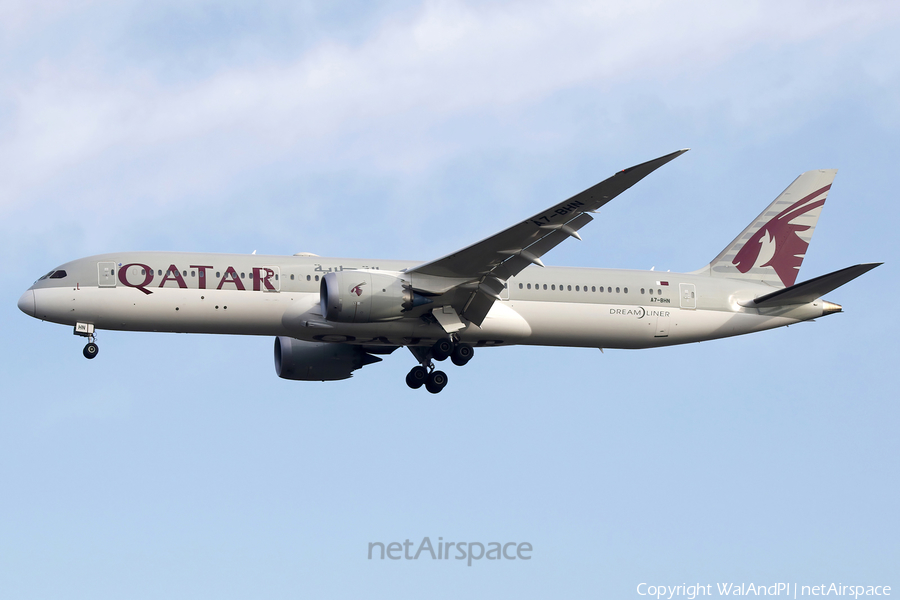 Qatar Airways Boeing 787-9 Dreamliner (A7-BHN) | Photo 661544