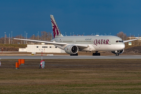 Qatar Airways Boeing 787-9 Dreamliner (A7-BHO) at  Munich, Germany