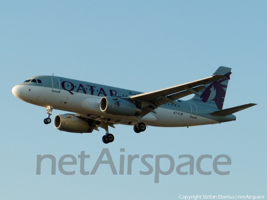 Qatar Airways Airbus A319-133LR (A7-CJB) | Photo 127794