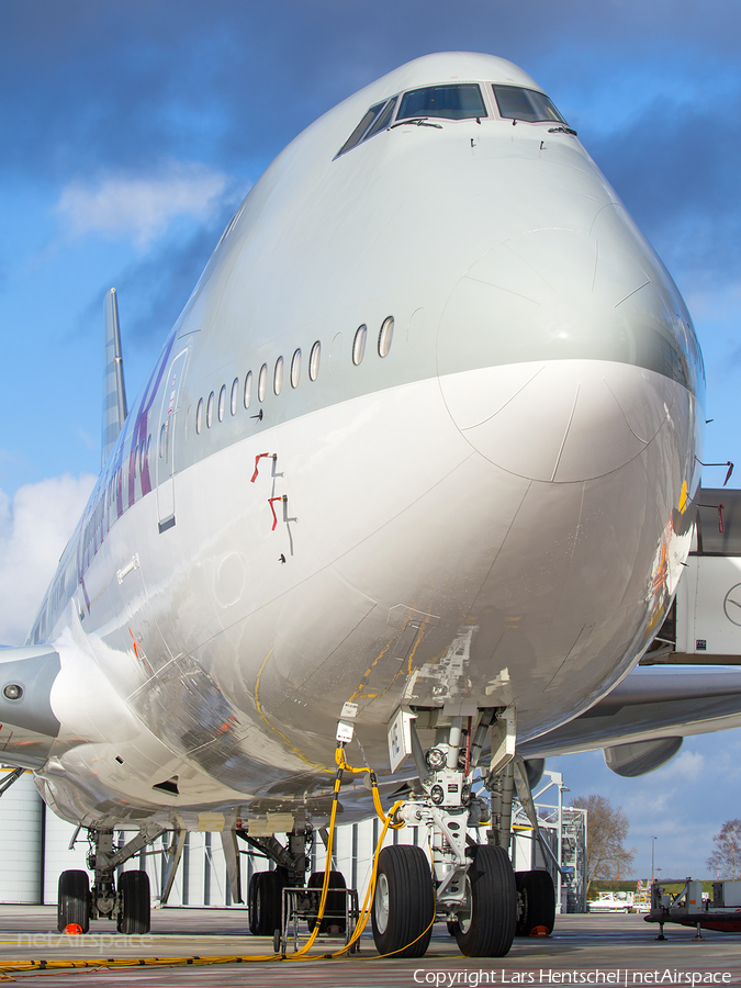 Qatar Amiri Flight Boeing 747-8KB(BBJ) (A7-HHE) | Photo 299580