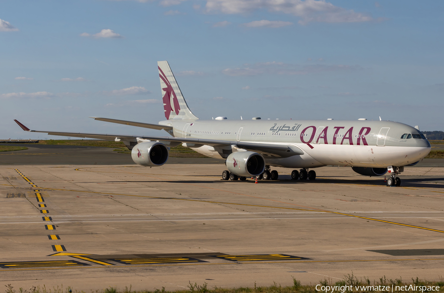 Qatar Airways Airbus A340-541 (A7-HHH) | Photo 527771