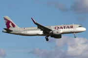 Qatar Airways Airbus A320-214 (A7-LAA) at  Hamburg - Fuhlsbuettel (Helmut Schmidt), Germany