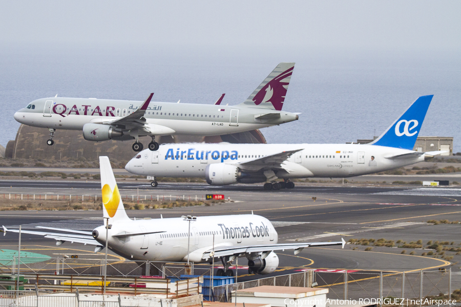 Qatar Airways Airbus A320-214 (A7-LAD) | Photo 194260