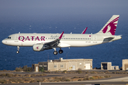 Qatar Airways Airbus A320-214 (A7-LAG) at  Gran Canaria, Spain