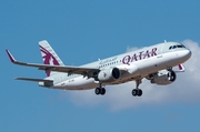 Qatar Airways Airbus A320-214 (A7-LAH) at  Gran Canaria, Spain