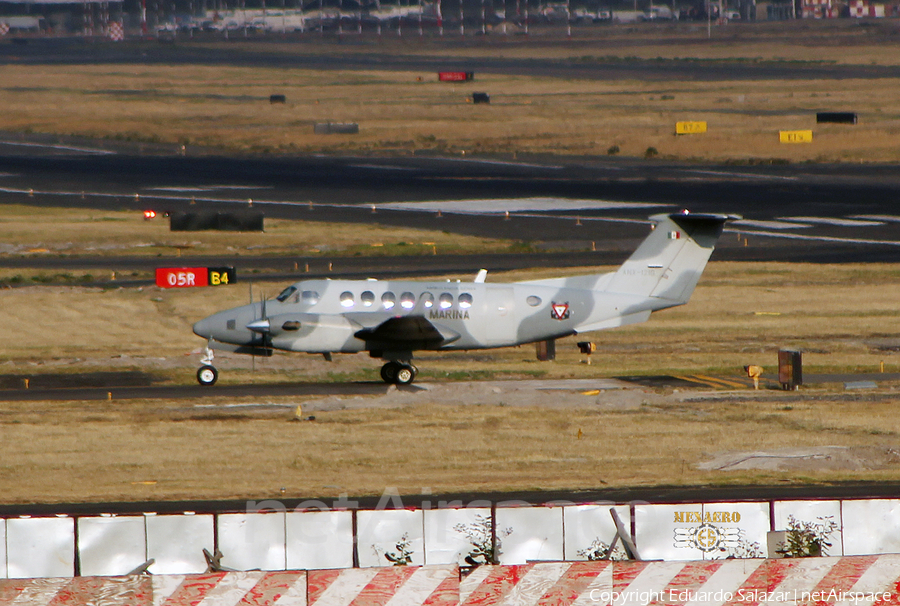Mexican Navy (Armada de Mexico) Beech King Air 350i (ANX-1210) | Photo 659238