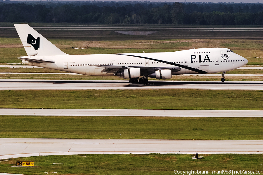 Pakistan International Airlines - PIA Boeing 747-240B(M) (AP-BAT) | Photo 51304