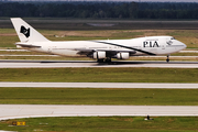 Pakistan International Airlines - PIA Boeing 747-240B(M) (AP-BAT) at  Houston - George Bush Intercontinental, United States