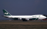 Pakistan International Airlines - PIA Boeing 747-217B (AP-BCL) at  Frankfurt am Main, Germany