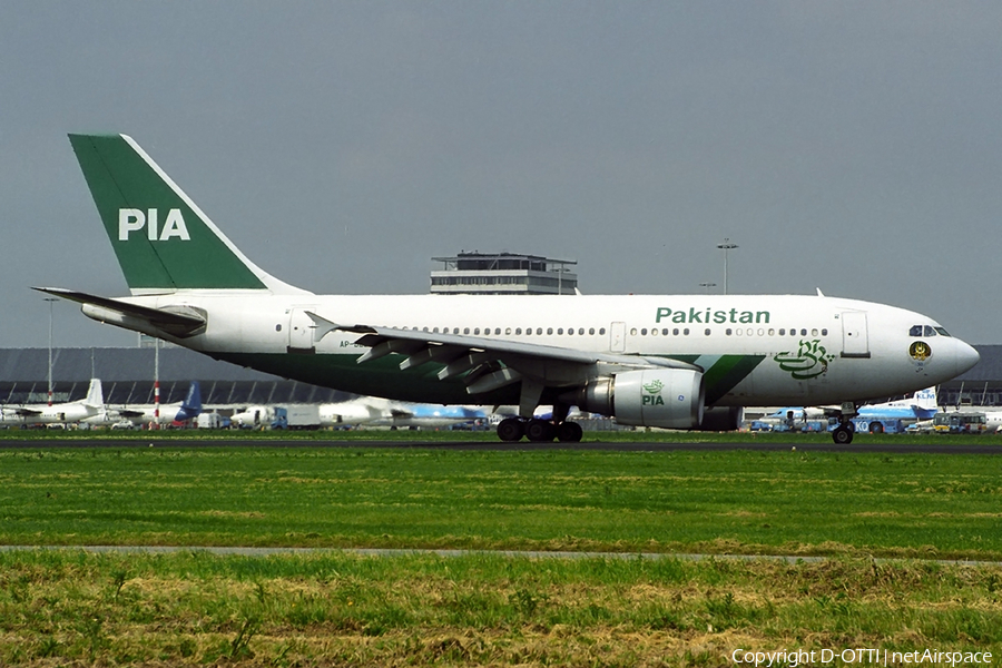 Pakistan International Airlines - PIA Airbus A310-308 (AP-BEB) | Photo 324474