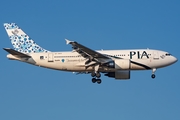 Pakistan International Airlines - PIA Airbus A310-308 (AP-BEB) at  Frankfurt am Main, Germany