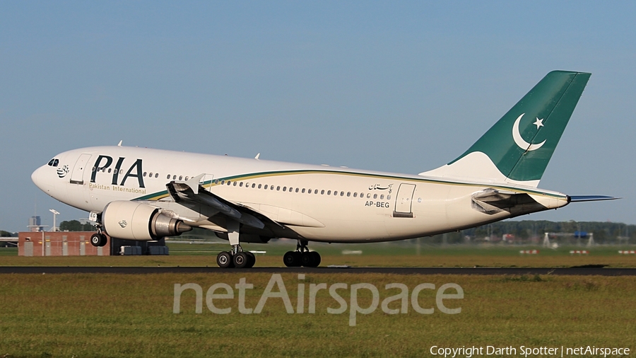 Pakistan International Airlines - PIA Airbus A310-308 (AP-BEG) | Photo 210226