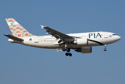Pakistan International Airlines - PIA Airbus A310-308 (AP-BEU) at  Frankfurt am Main, Germany