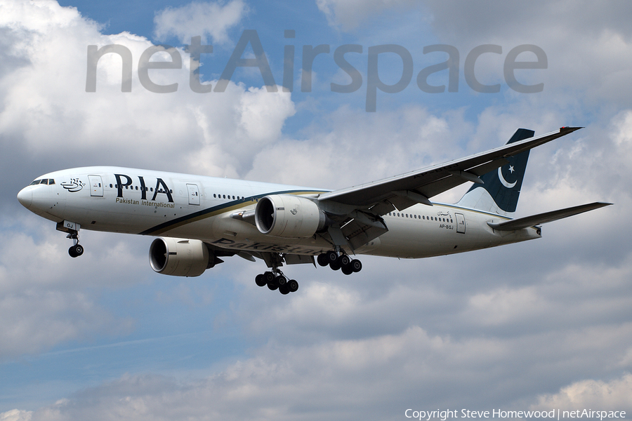 Pakistan International Airlines - PIA Boeing 777-240(ER) (AP-BGJ) | Photo 100966