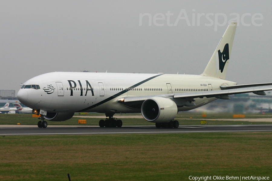 Pakistan International Airlines - PIA Boeing 777-240(ER) (AP-BGK) | Photo 72220