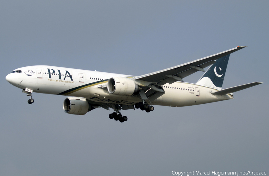 Pakistan International Airlines - PIA Boeing 777-240(ER) (AP-BGL) | Photo 143001