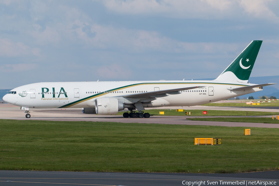 Pakistan International Airlines - PIA Boeing 777-240(ER) (AP-BGL) | Photo 160626