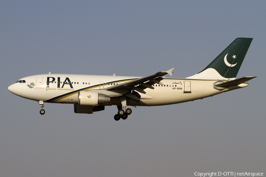 Pakistan International Airlines - PIA Airbus A310-324 (AP-BGN) | Photo 406198