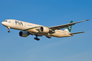 Pakistan International Airlines - PIA Boeing 777-340(ER) (AP-BID) at  London - Heathrow, United Kingdom