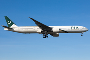 Pakistan International Airlines - PIA Boeing 777-340(ER) (AP-BID) at  London - Heathrow, United Kingdom