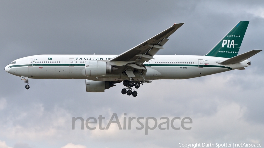 Pakistan International Airlines - PIA Boeing 777-2Q8(ER) (AP-BMG) | Photo 181417