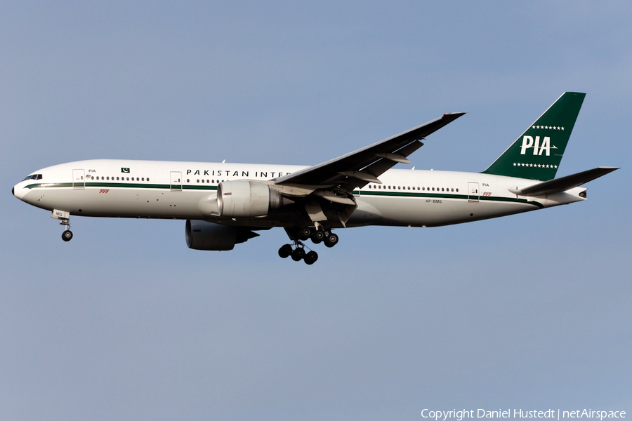 Pakistan International Airlines - PIA Boeing 777-2Q8(ER) (AP-BMG) | Photo 499432