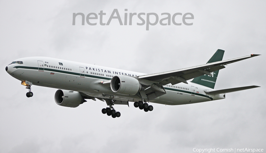 Pakistan International Airlines - PIA Boeing 777-2Q8(ER) (AP-BMG) | Photo 92071