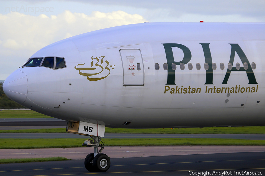 Pakistan International Airlines - PIA Boeing 777-3Q8(ER) (AP-BMS) | Photo 385056
