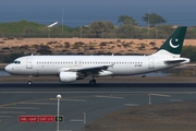 Pakistan International Airlines - PIA Airbus A320-214 (AP-BMY) at  Muscat - Seeb, Oman