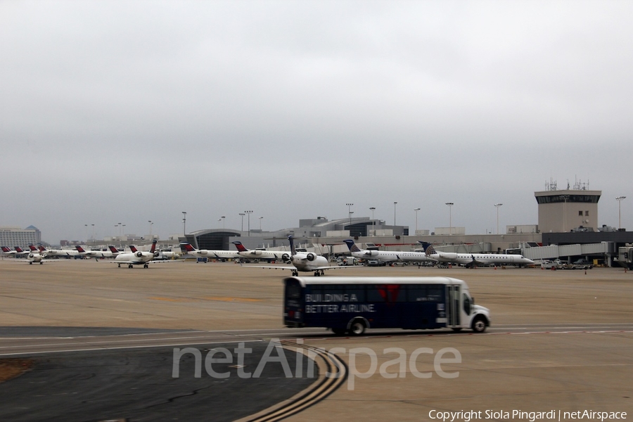 Aviation photo 358832
