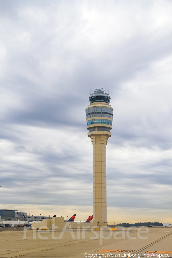 Aviation photo 438162