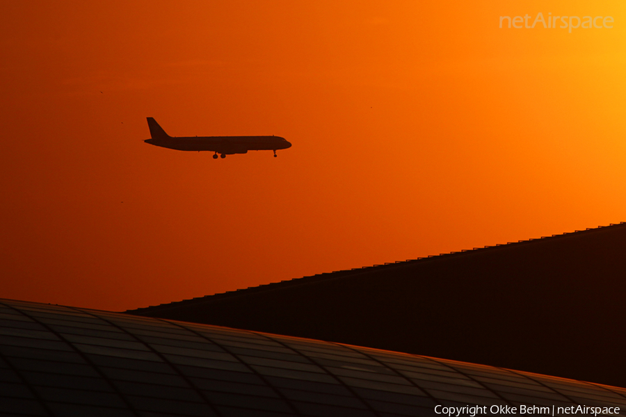 Sichuan Airlines Airbus A321-200 (B-****) | Photo 55602