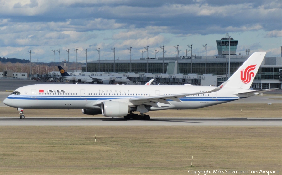 Air China Airbus A350-941 (B-1082) | Photo 375731