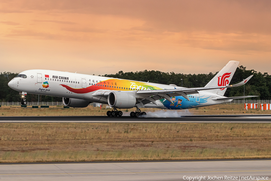 Air China Airbus A350-941 (B-1083) | Photo 335543