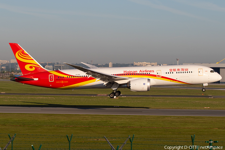 Hainan Airlines Boeing 787-9 Dreamliner (B-1132) | Photo 322070