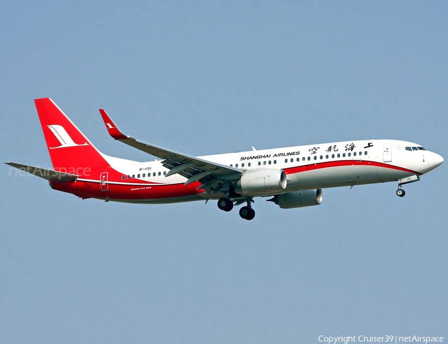 Shanghai Airlines Boeing 737-89P (B-1151) | Photo 341007