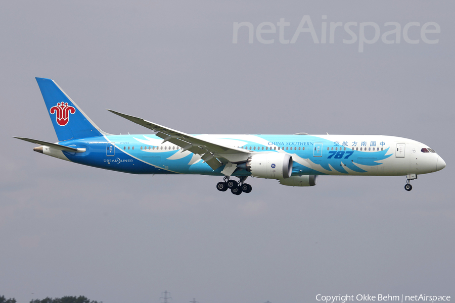 China Southern Airlines Boeing 787-9 Dreamliner (B-1293) | Photo 335371