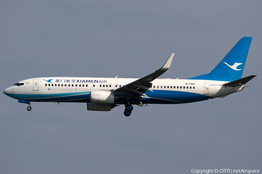 Xiamen Airlines Boeing 737-85C (B-1300) | Photo 285177