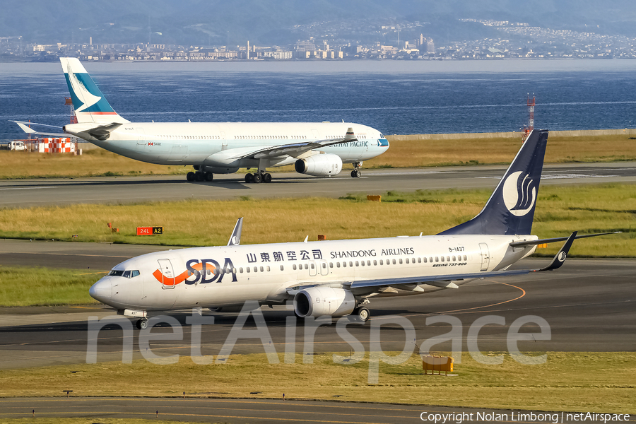 Shandong Airlines Boeing 737-85N (B-1437) | Photo 427028