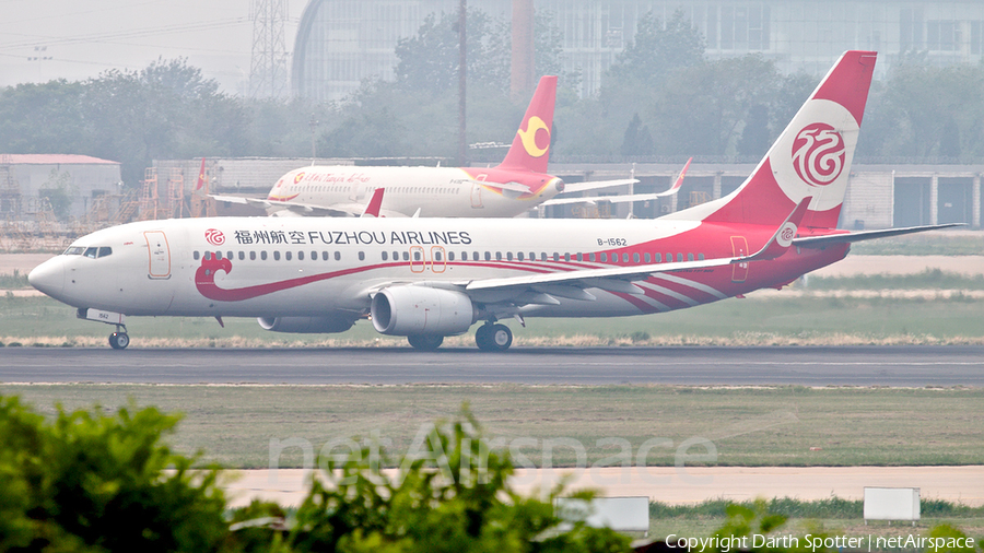 Fuzhou Airlines Boeing 737-86J (B-1562) | Photo 269895