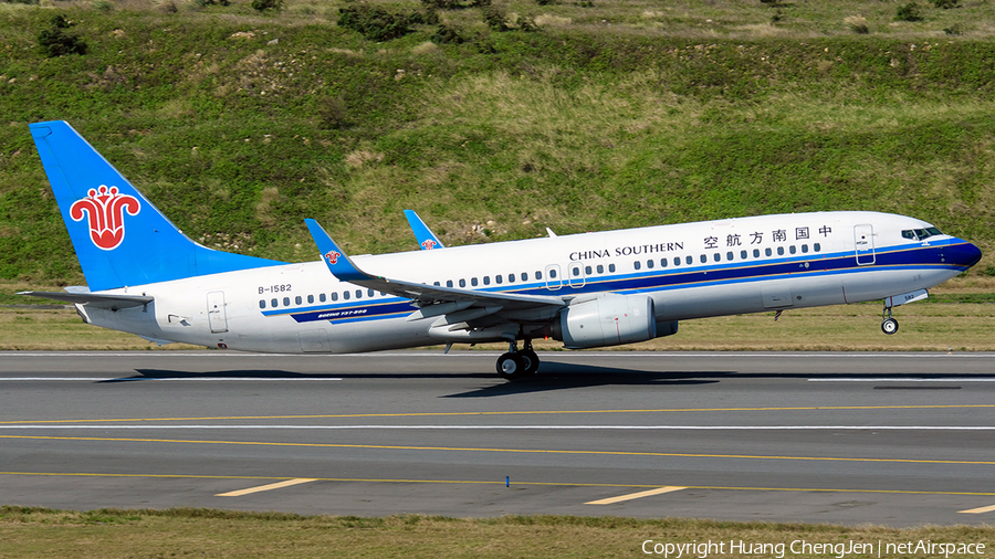 China Southern Airlines Boeing 737-81B (B-1582) | Photo 660366