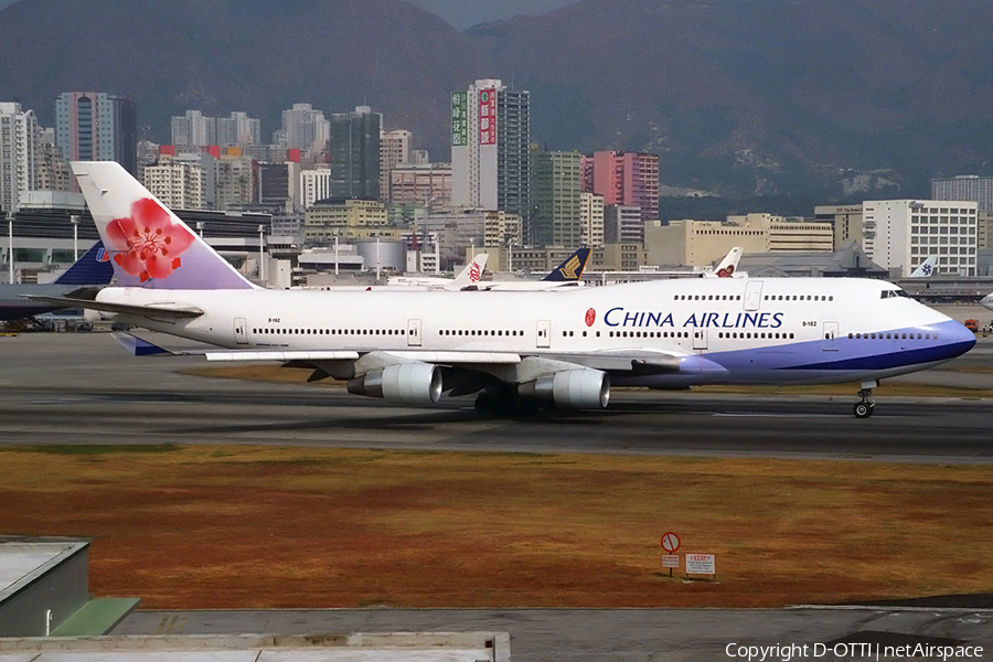 China Airlines Boeing 747-409 (B-162) | Photo 168564