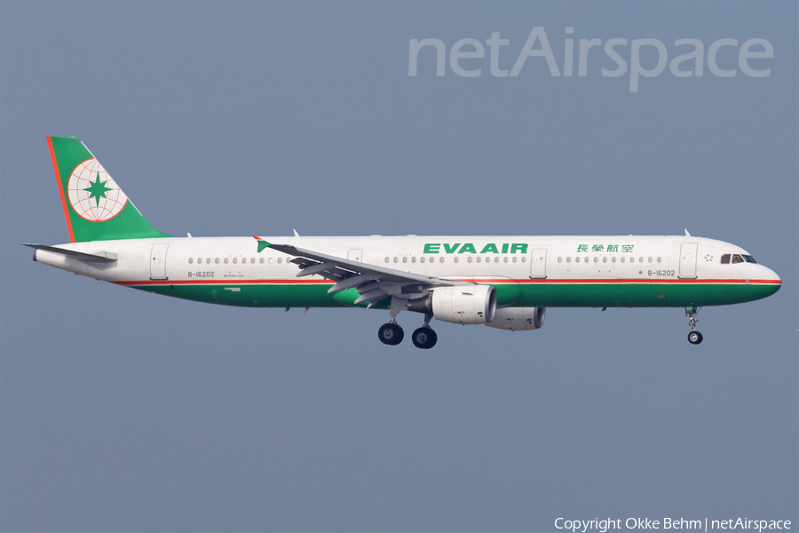 EVA Air Airbus A321-211 (B-16202) | Photo 284002