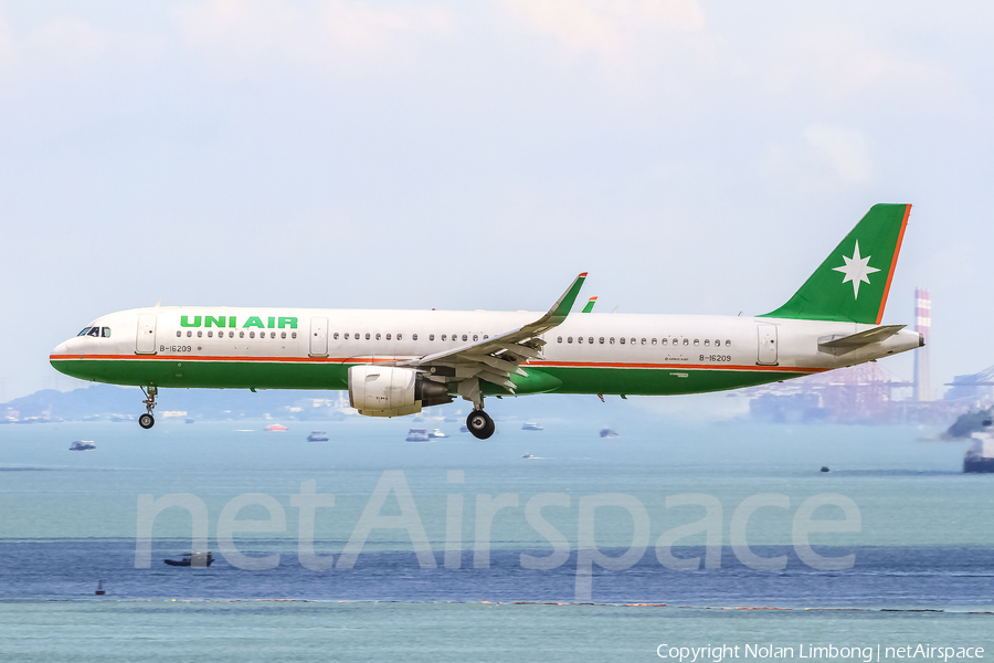 Uni Air Airbus A321-211 (B-16209) | Photo 427086