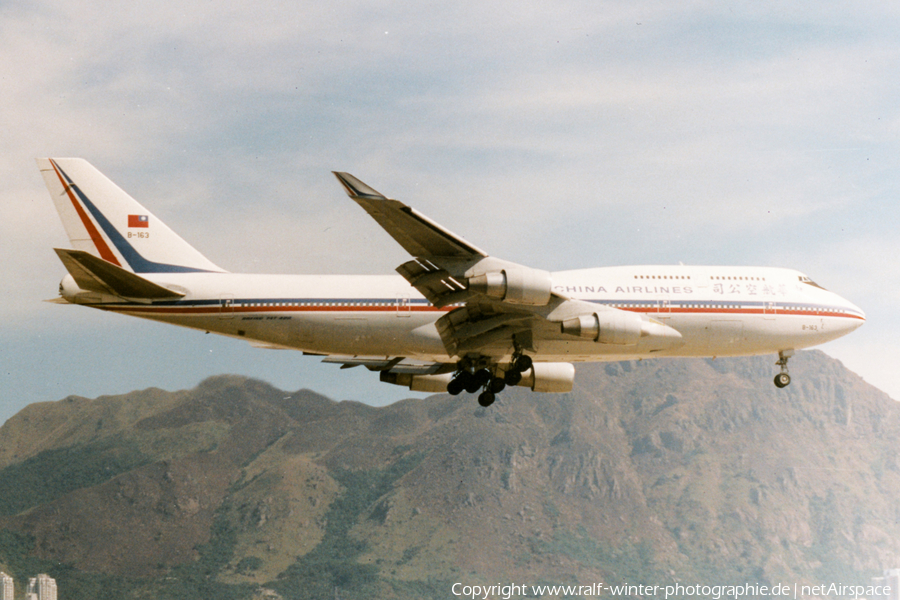 China Airlines Boeing 747-409 (B-163) | Photo 525332