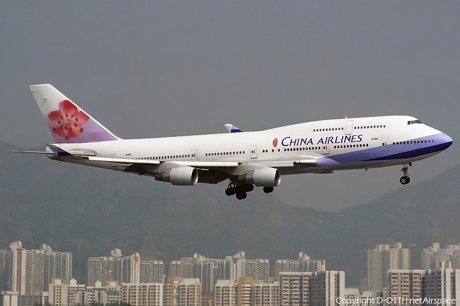 China Airlines Boeing 747-409 (B-164) | Photo 166447